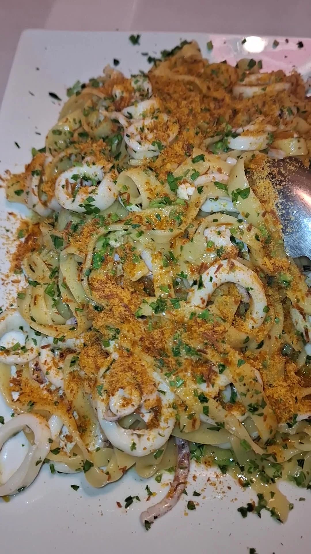 Pasta con i calamari