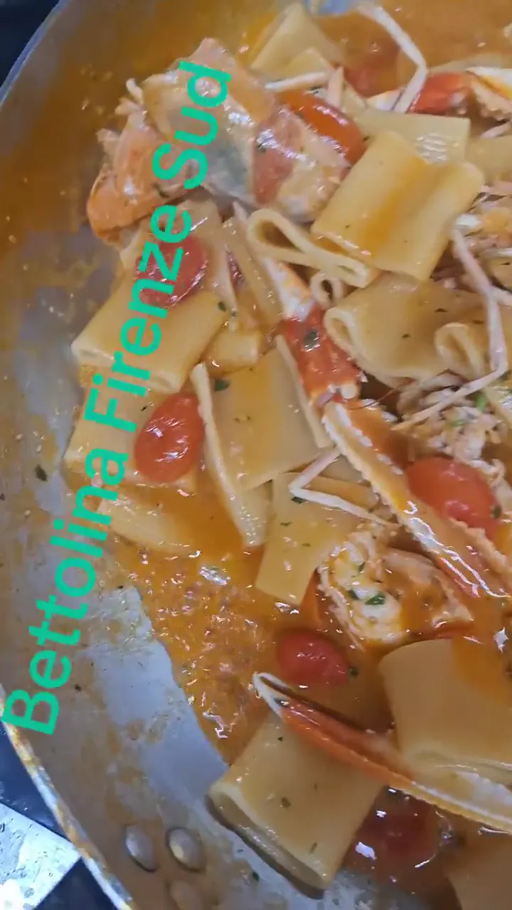 Video del servizio in cucina 6